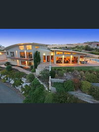 Book Lovely Banks Accommodation Vacations Foster Accommodation Foster Accommodation