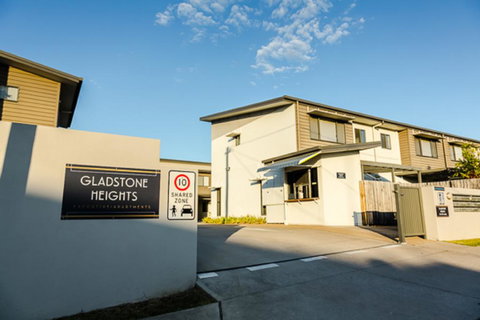 Gladstone Heights Executive Apartments - Foster Accommodation 0