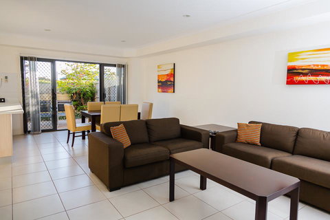 Gladstone Heights Executive Apartments - Foster Accommodation 1