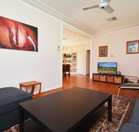 Glandore Estate Vineyard Homestead onsite cellar door  walk to restaurants incl EXP - Foster Accommodation