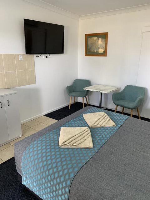 Glen Innes Motel - Foster Accommodation 1