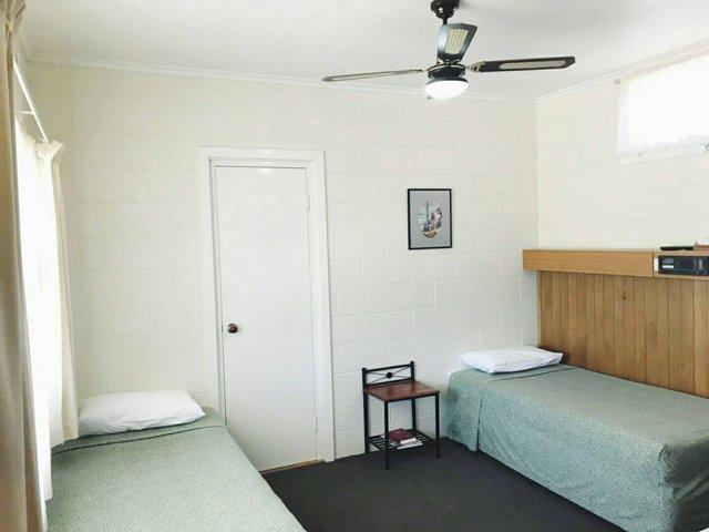 Glossop SA Foster Accommodation