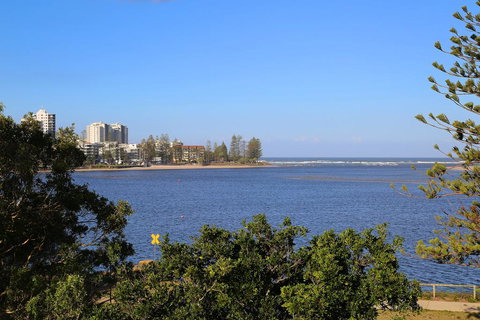 Golden Shores U8, 21 Landsborough Parade - Foster Accommodation 1