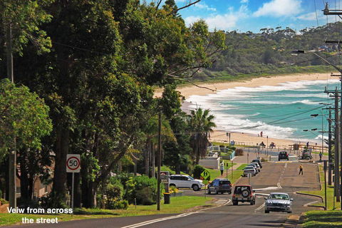 GOLF 39 MOLLYMOOK BEACH - Foster Accommodation 0