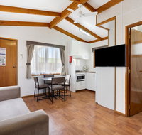 Goulburn South Caravan Park - Foster Accommodation