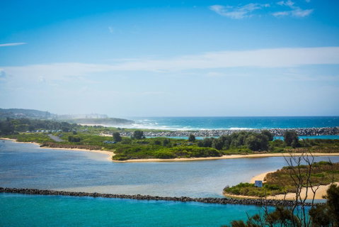Grand Pacific I Unit 3 - Foster Accommodation 3