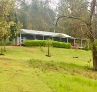 Grand View Holiday Home - Foster Accommodation