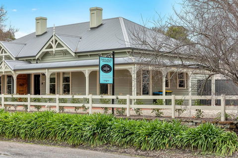 Grandview Accommodation - The Flaxley Apartments - Foster Accommodation 0