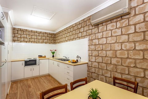 Great Divide Motor Inn - Foster Accommodation 0