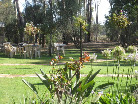 Gunyah Valley Retreat - Foster Accommodation 1