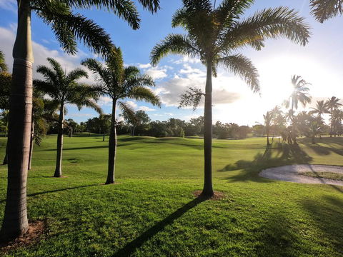 Halliday Bay Resort - Foster Accommodation 0