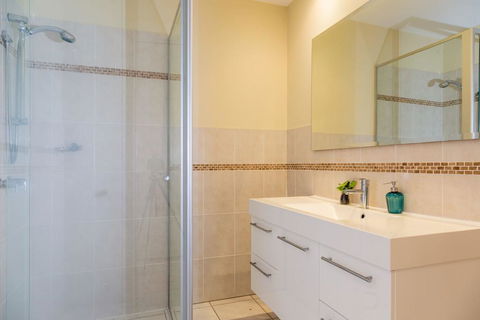 HARBOUR LIGHTS - Ulladulla - Foster Accommodation 2