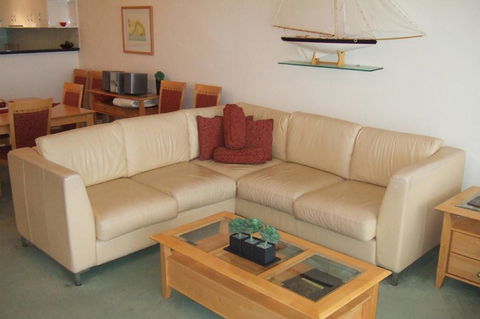 Harbourwatch 11 18 Burrawan Street - Foster Accommodation 3