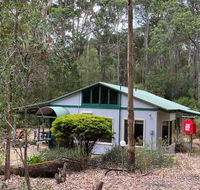 Harmony Forest Cottages  Lake side Lodge - Foster Accommodation