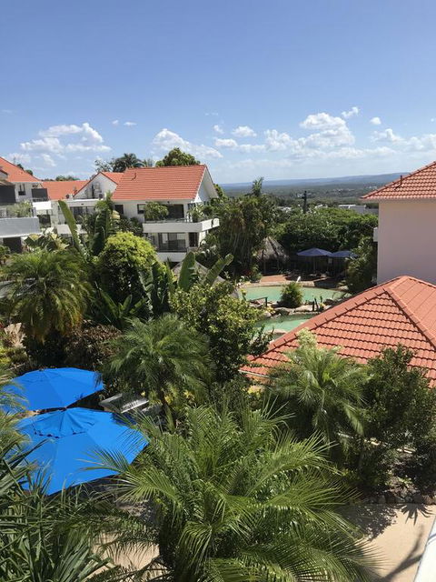 Haven On Noosa Hill - Sunset Views, Pools, Spa - Foster Accommodation 0