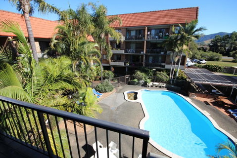 Hawaiian Gardens - Unit 3 - Foster Accommodation 0