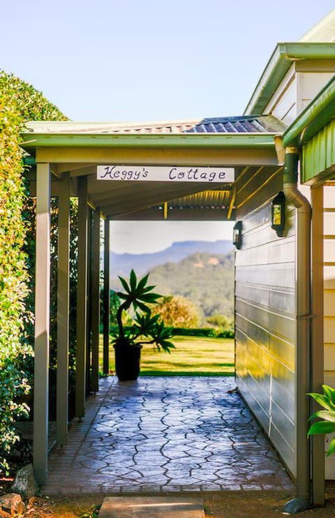 Heggy's Cottage - Foster Accommodation 3
