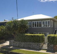 Henzell Street 28. Dicky Beach - Foster Accommodation