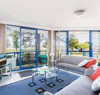 Heritage 102 Great Water Views - Foster Accommodation