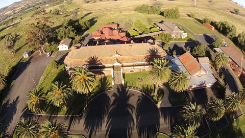 Hermitage Hill Country Retreat - Foster Accommodation 2