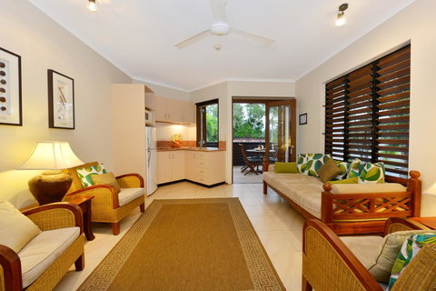 Hibiscus Hi - Foster Accommodation 3