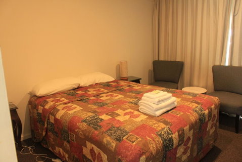 High Country Motel - Foster Accommodation 3