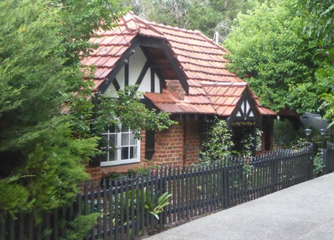 High View Cottage - Foster Accommodation 0