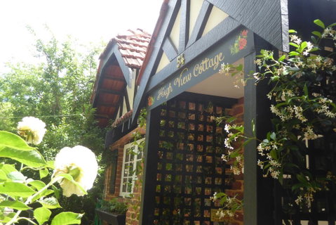 High View Cottage - Foster Accommodation 3