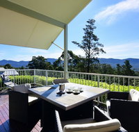 Hillcrest - Spectacular views - Foster Accommodation