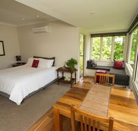 Hollyhock - Foster Accommodation