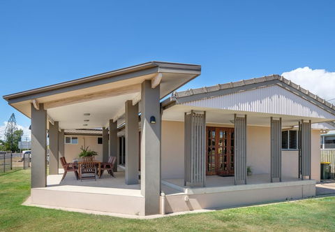 Home At Southside Central - Foster Accommodation 2