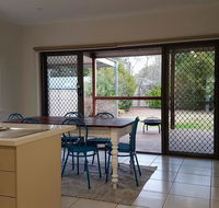 Homely Getaways - Eighth Street Mildura - Foster Accommodation