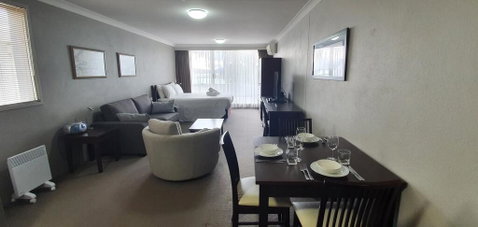 Horizons 201 - Lake Jindabyne Waterfront - Foster Accommodation 1