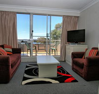 Horizons 213/10 Kosciuszko Road - Foster Accommodation