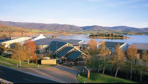 Horizons 414 - Lake Jindabyne Waterfront - Foster Accommodation 0