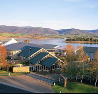 Horizons 418 - Lake Jindabyne Waterfront - Foster Accommodation
