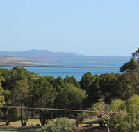 Island getaway Bay view - Foster Accommodation