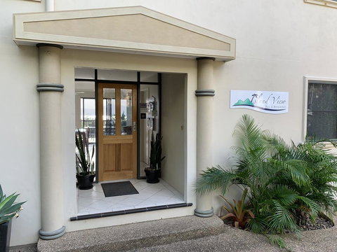 Island View Bed And Breakfast - Foster Accommodation 0