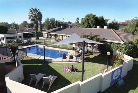 Jacaranda Holiday Units - Foster Accommodation 0