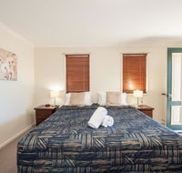 Jacaranda Place Motor Inn - Foster Accommodation