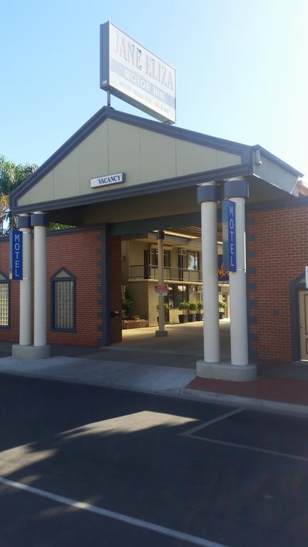 Jane Eliza Motor Inn - Foster Accommodation 1