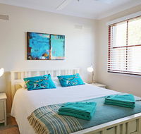 Jodi's Beach Retreat Eden - Foster Accommodation
