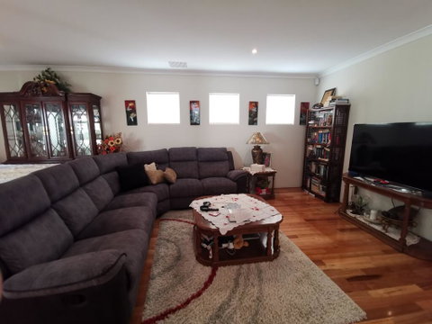 Joondalup Guest Home - Foster Accommodation 3