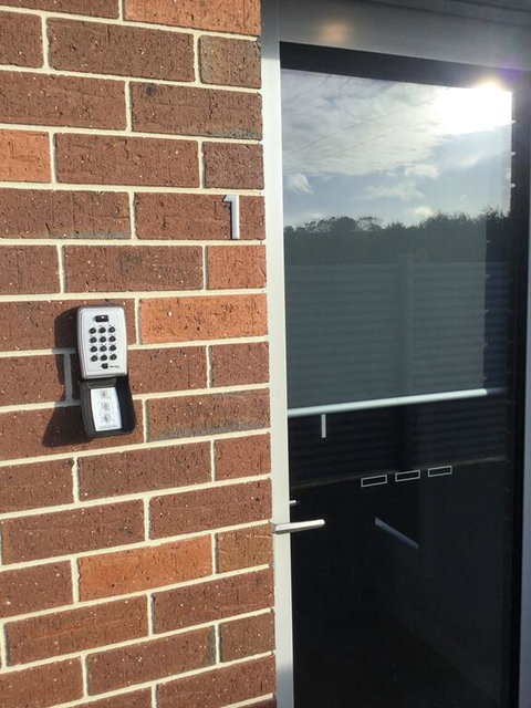 Kadi House Accommodation - Foster Accommodation 1