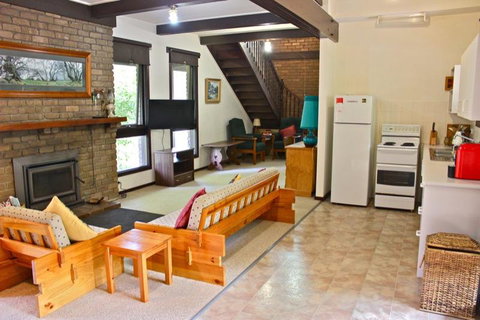 Kaighins Place - Foster Accommodation 3