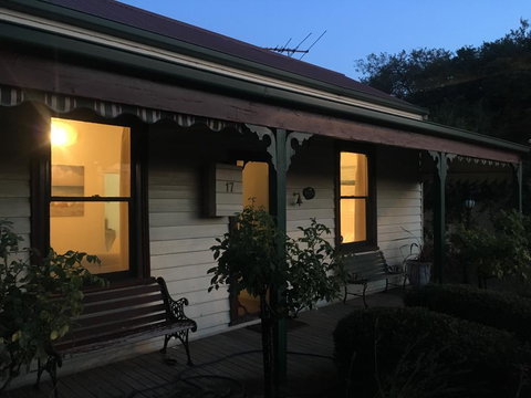 Kaikora Seaside Cottage - Foster Accommodation 0