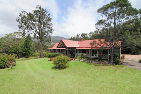Kangaroo Valley House - Contemporary Luxury! - Foster Accommodation 0