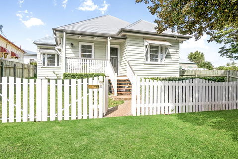Keeler Cottage - Foster Accommodation 1