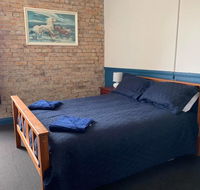 Kellys Top Pub - Foster Accommodation