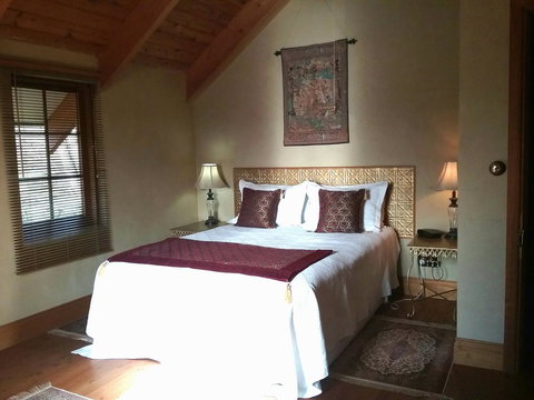 Kentisbury Country House - Foster Accommodation 3